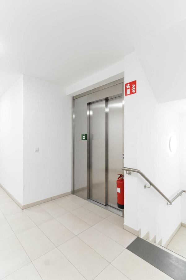 Luxurious Apartment With Big Balcony Near City Center Wien Ngoại thất bức ảnh